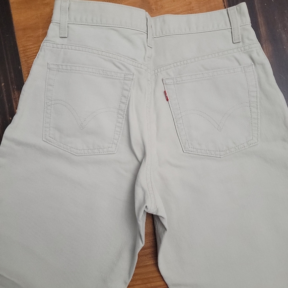 Levi's 550 Classic Relaxed Fit Tapered leg Women's Misses size 8 - Picture 4 of 11